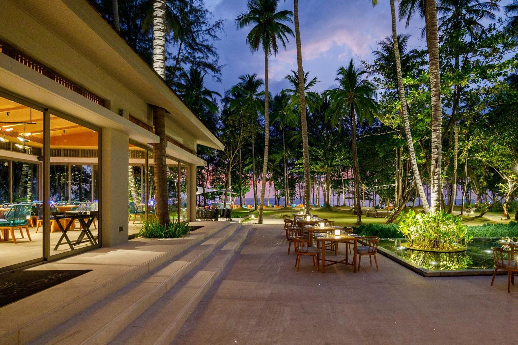 Avani Plus Khao Lak Resort Exteriér fotografie